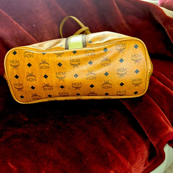 MCM Cognac Visetos Monogram Green Stripe EXCELLENT CONDITION NO CALLOUTS - Picture 5 of 7